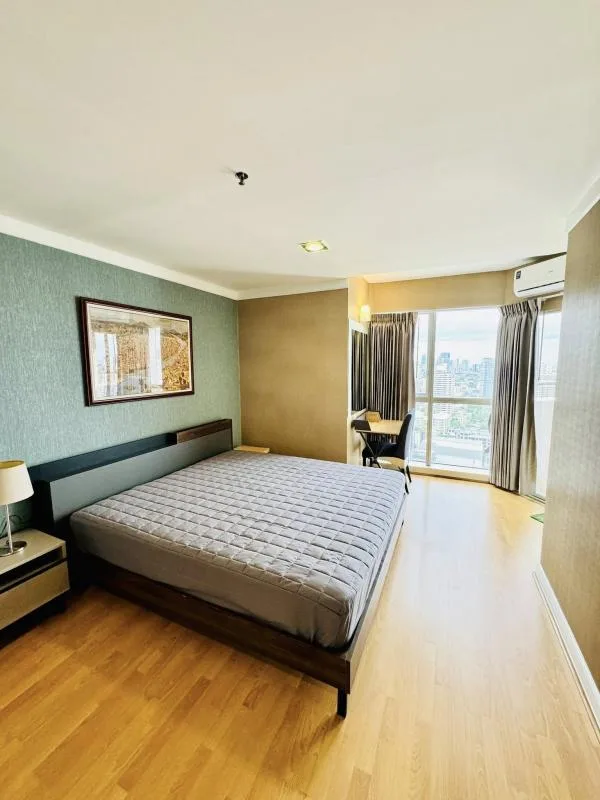 Property photos for The Waterford Diamond