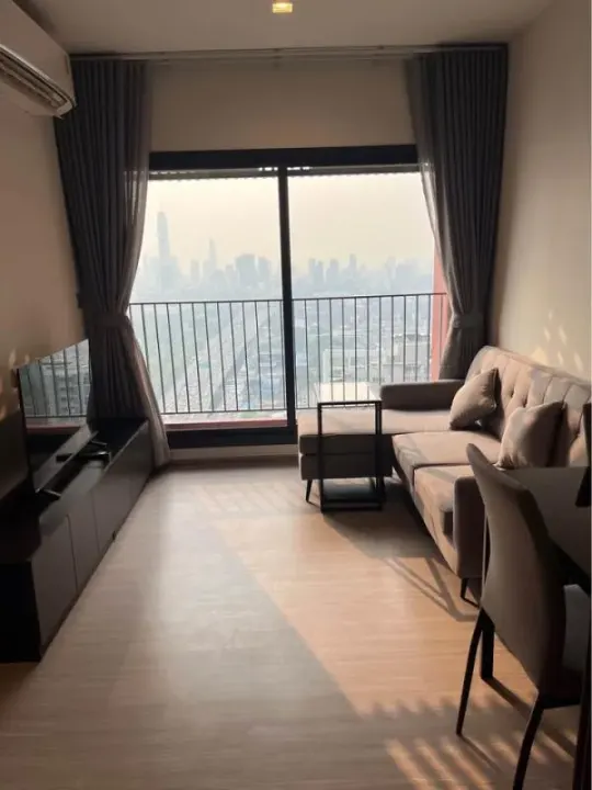Property photos for Life Asoke Hype