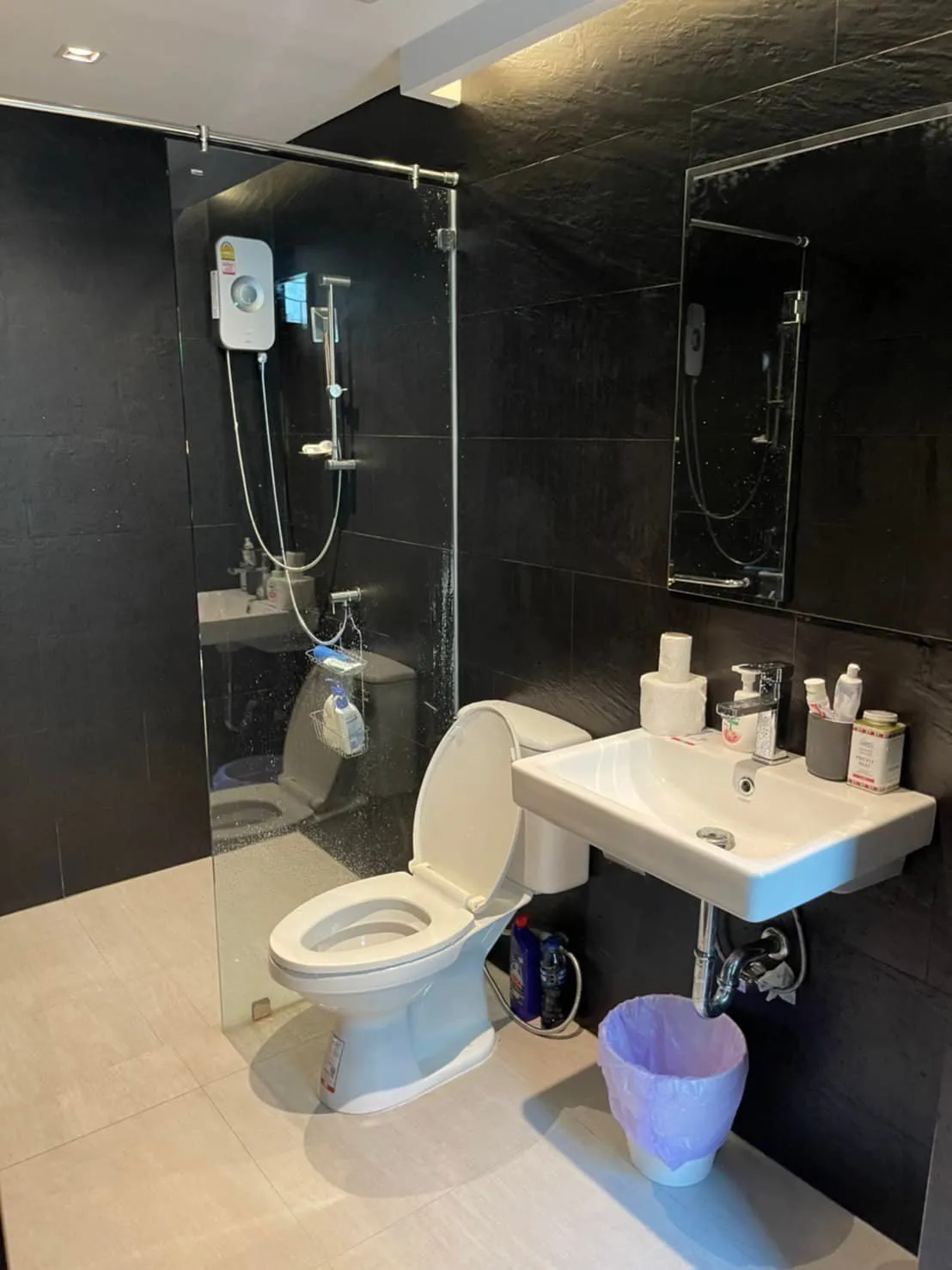 Property photos for Baan Klang Meuang British Town Srinakarin