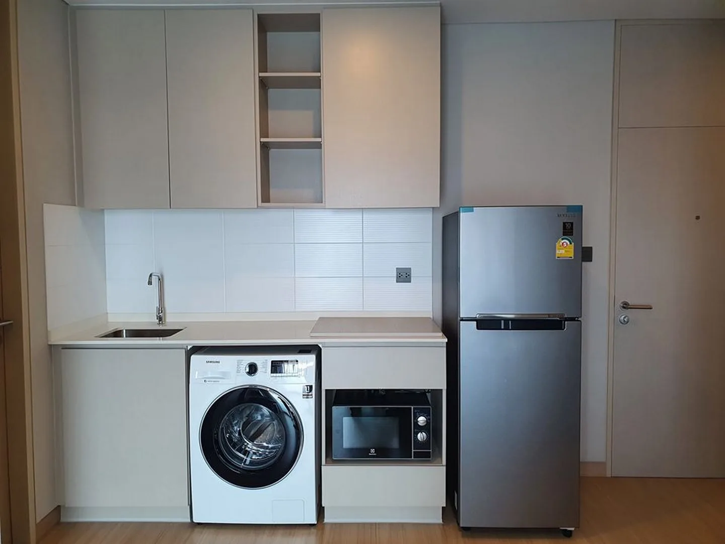 Property photos for Lumpini Suite Phetchaburi - Makkasan