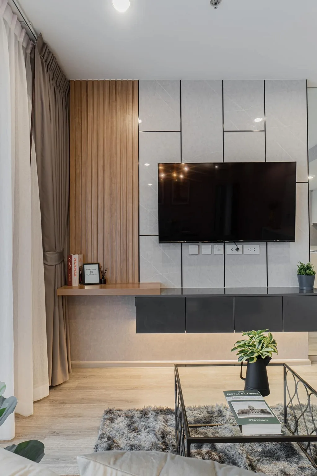Property photos for IDEO Mobi Sukhumvit 66