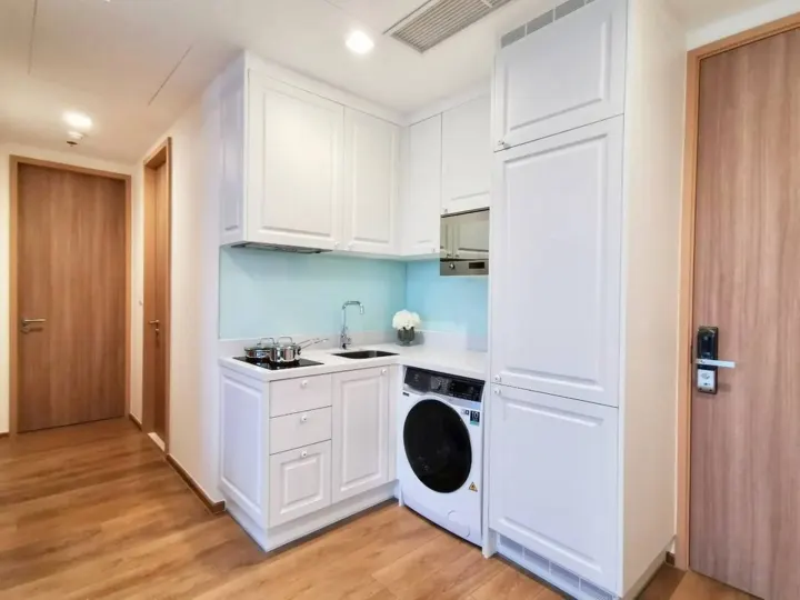 Property photos for Noble BE 33