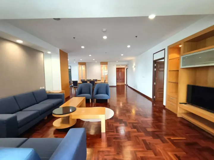 Property photos for The Grand Sethiwan Sukhumvit 24
