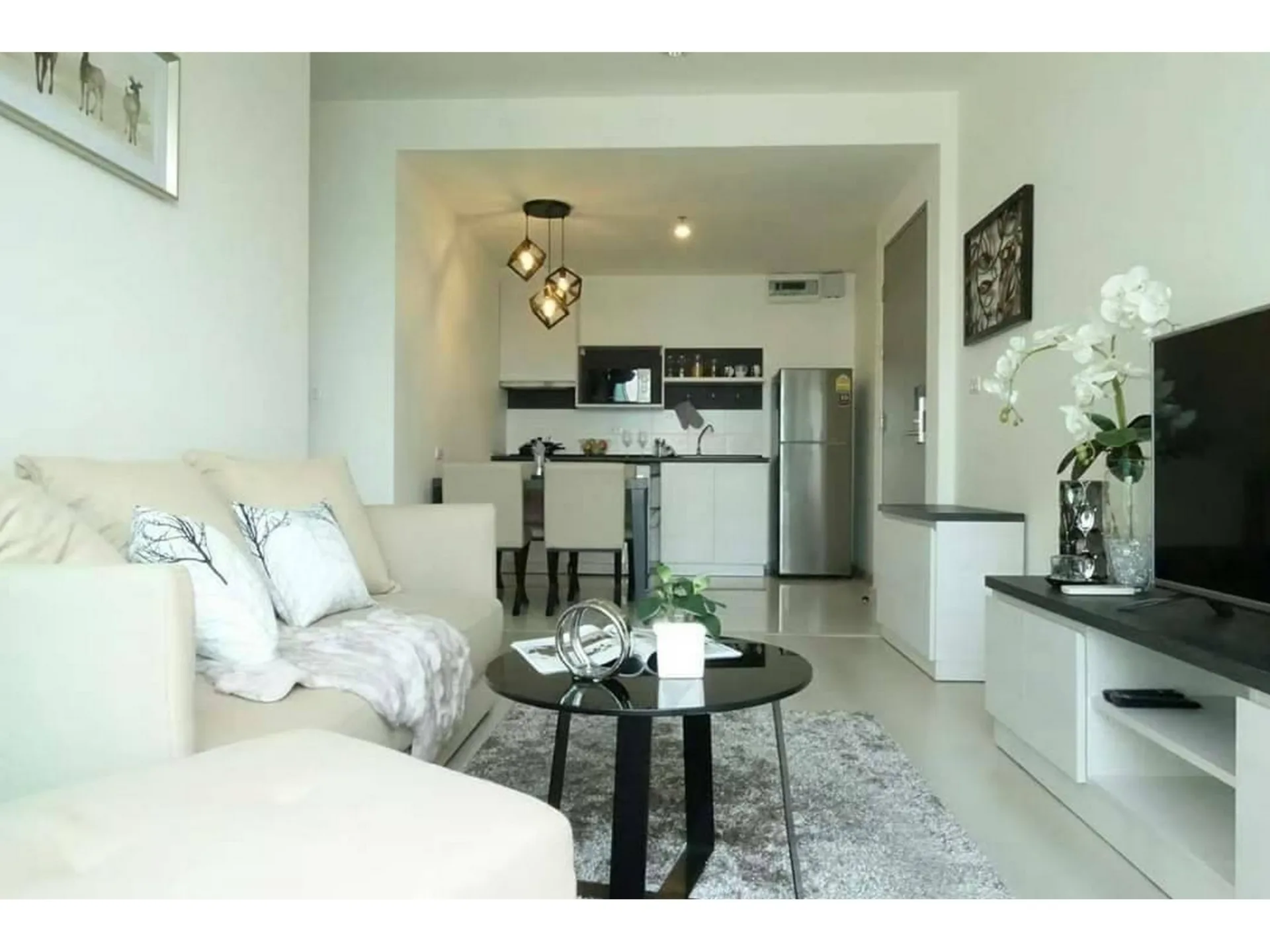 Property photos for Life Ratchadapisek