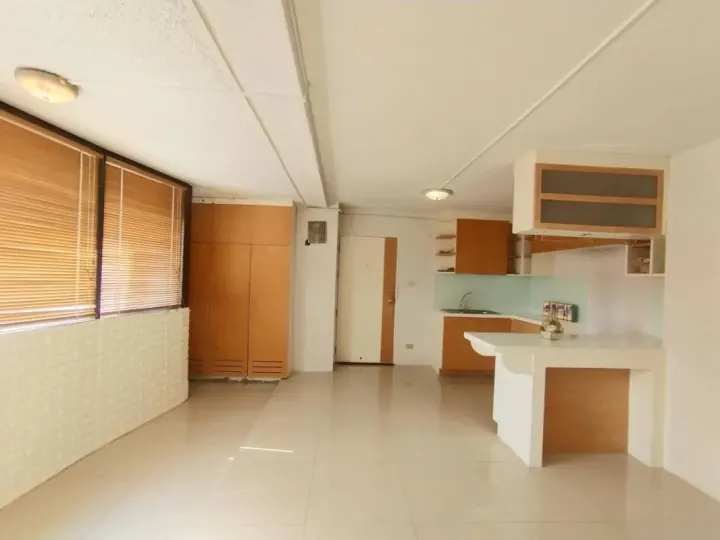 Property photos for 38 Mansion