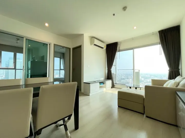 Property photos for Life Ratchadapisek