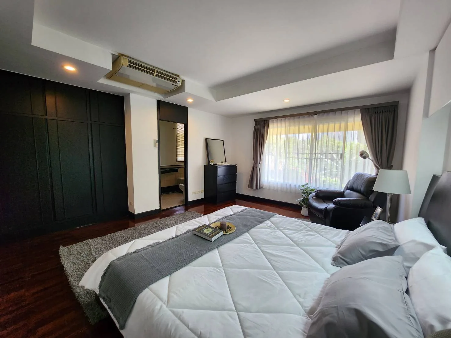 Property photos for Charktip Court