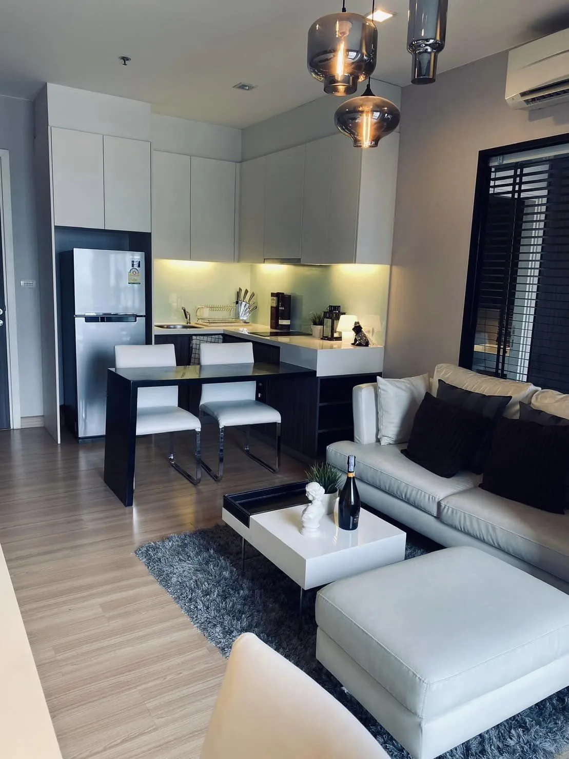 Property photos for Urbano Absolute Sathon - Taksin