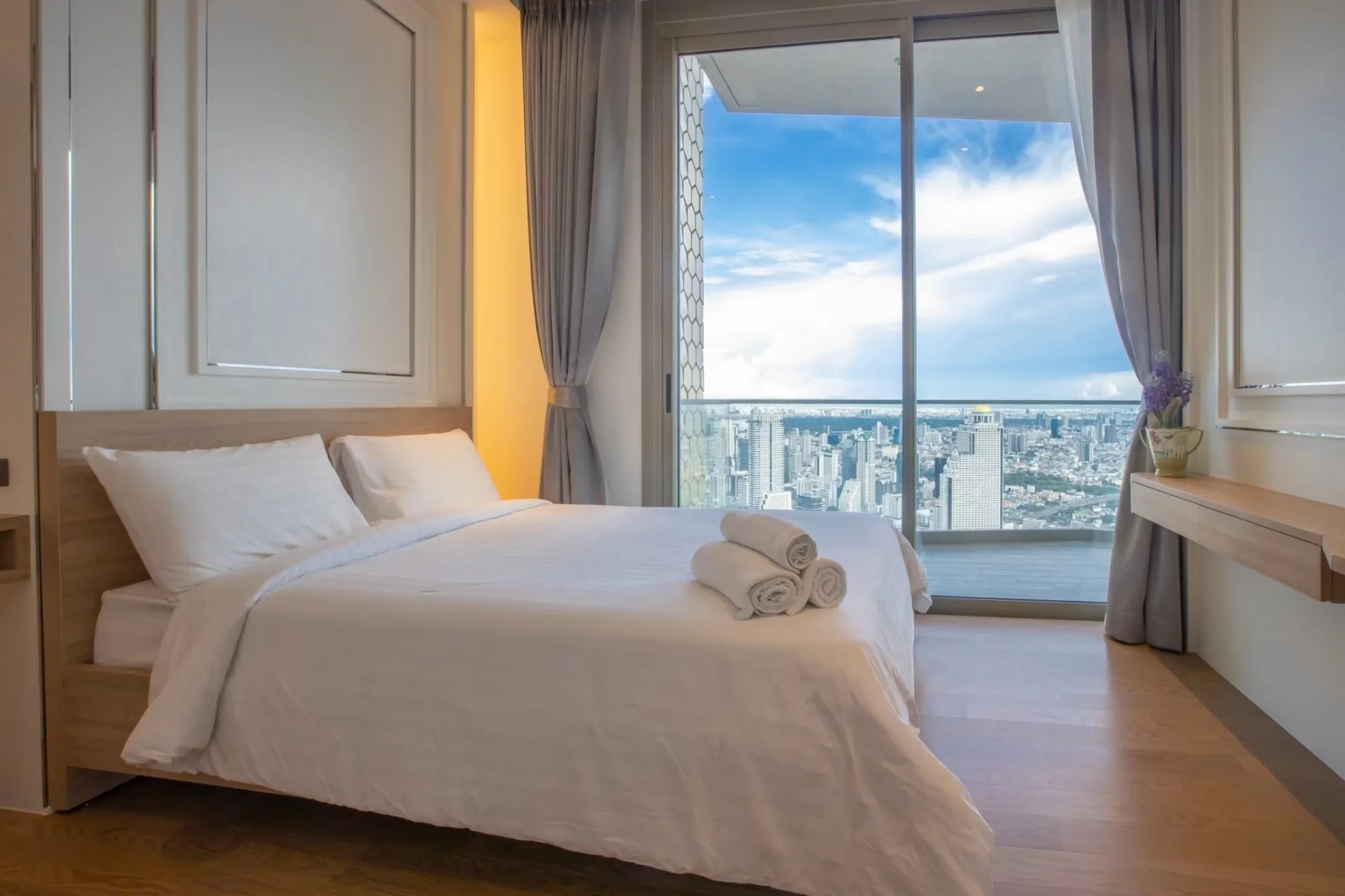 Property photos for Magnolias Waterfront Residences