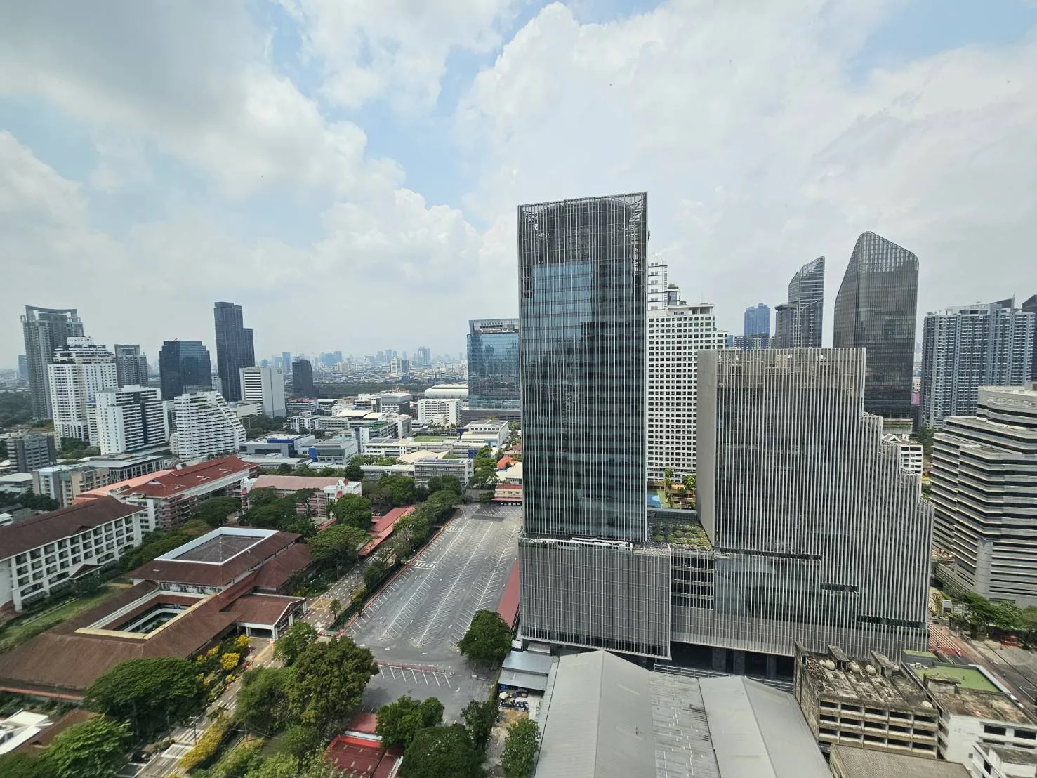 Property photos for The Room Sukhumvit 21