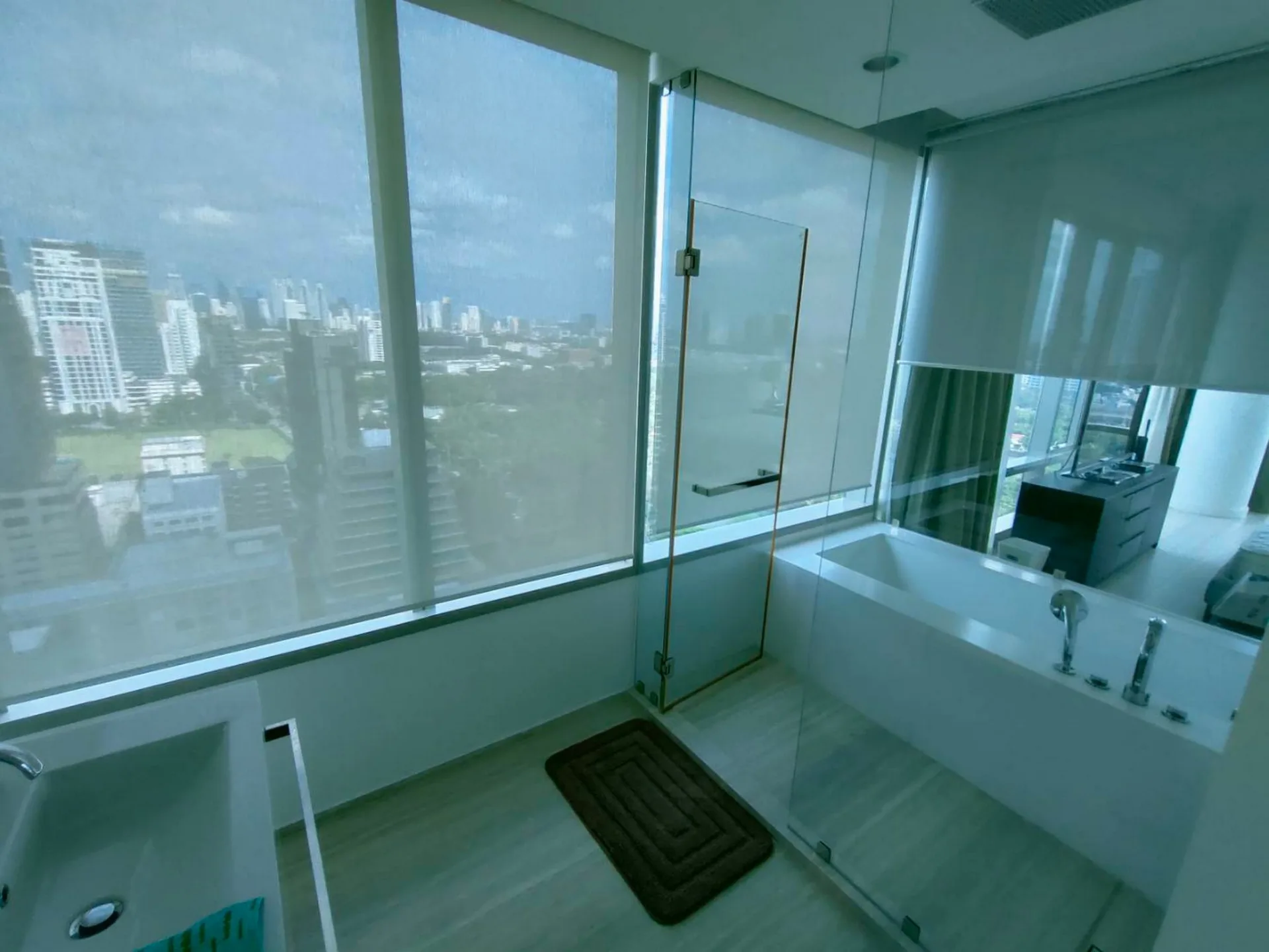 Property photos for 185 Rajadamri