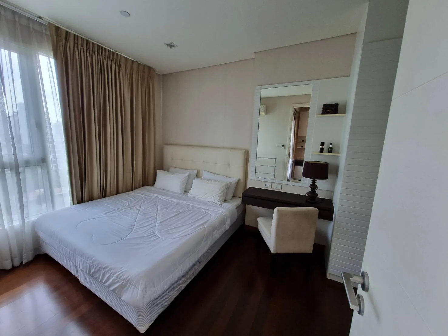 Property photos for Ivy Thonglor