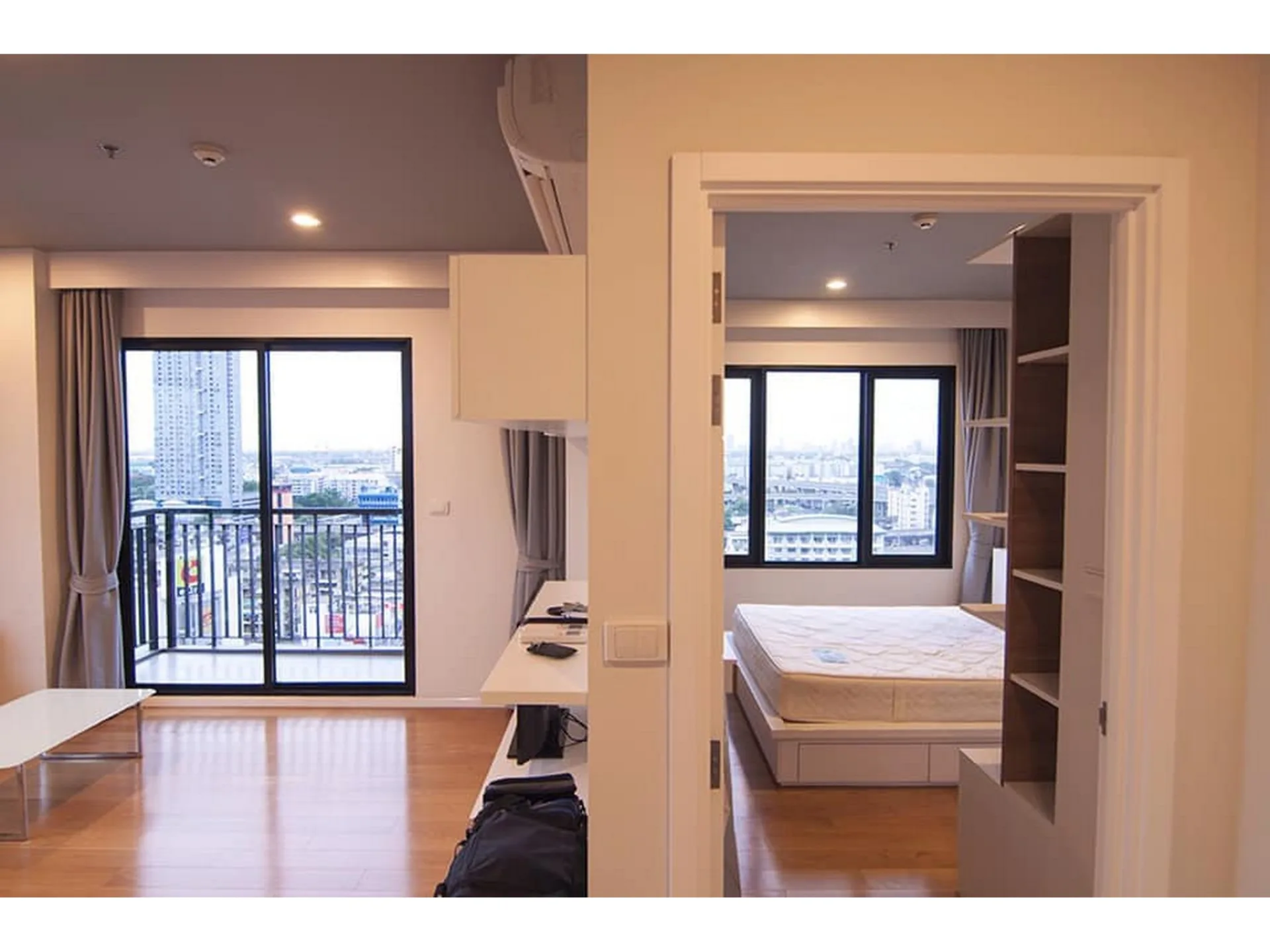 Property photos for Blocs 77