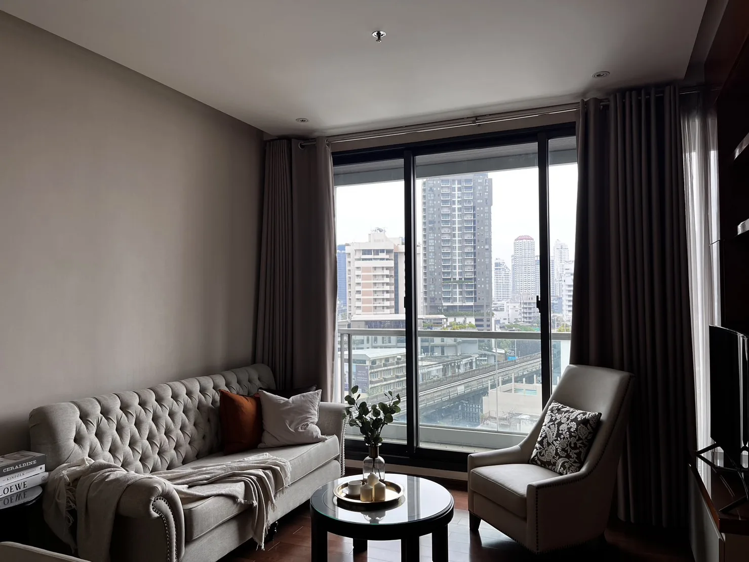 Property photos for The Address Sukhumvit 28