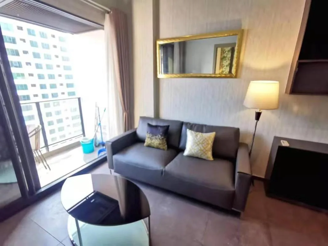 Property photos for The Lofts Asoke