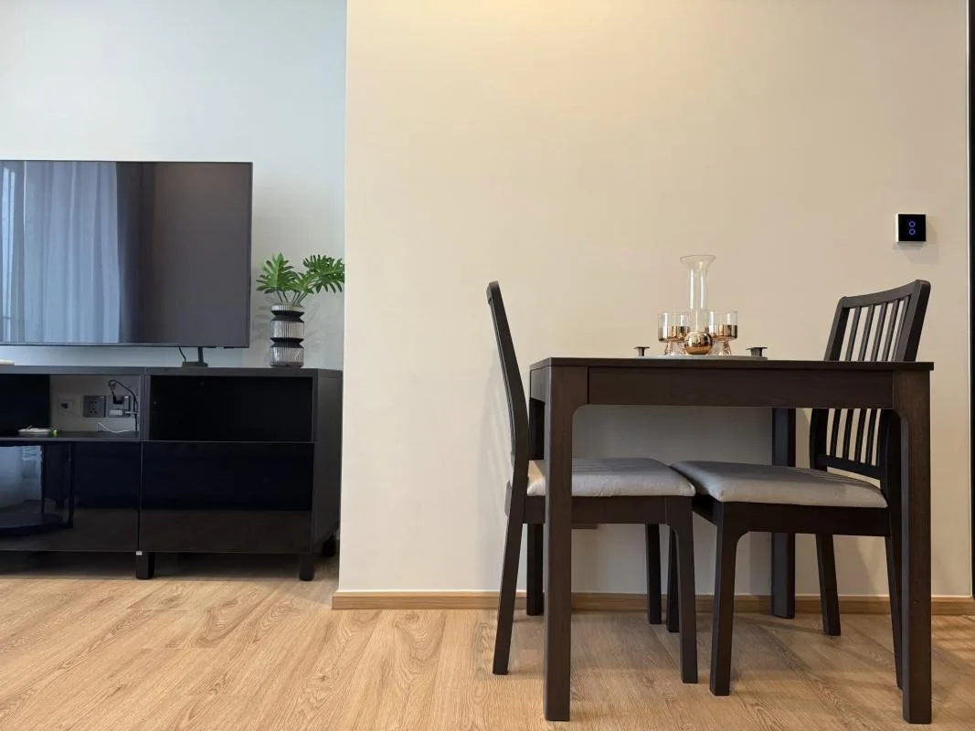 Property photos for Noble Around Ari