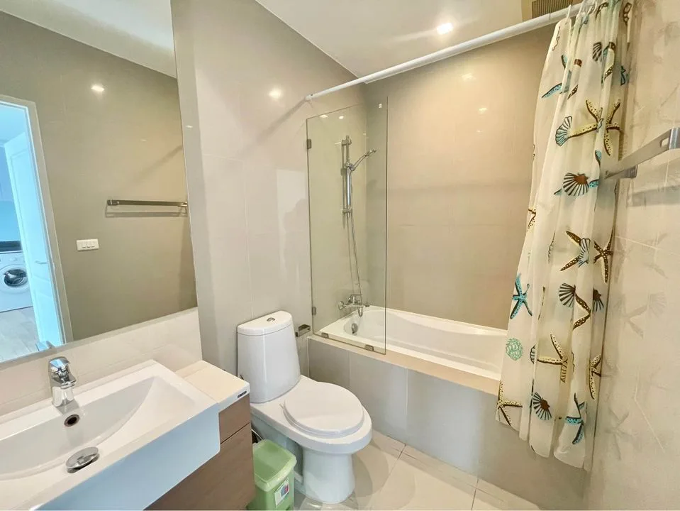 Property photos for Noble Refine