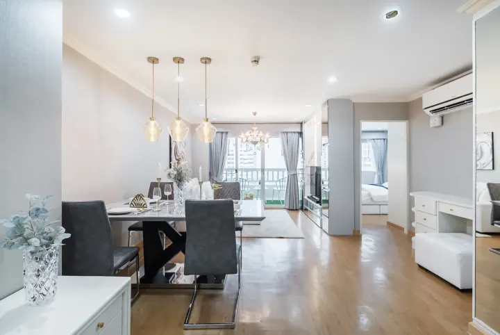 Property photos for Petch 9 Tower