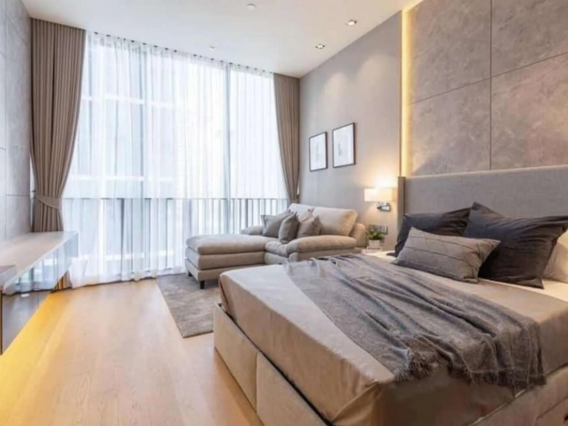 Property photos for 28 Chidlom