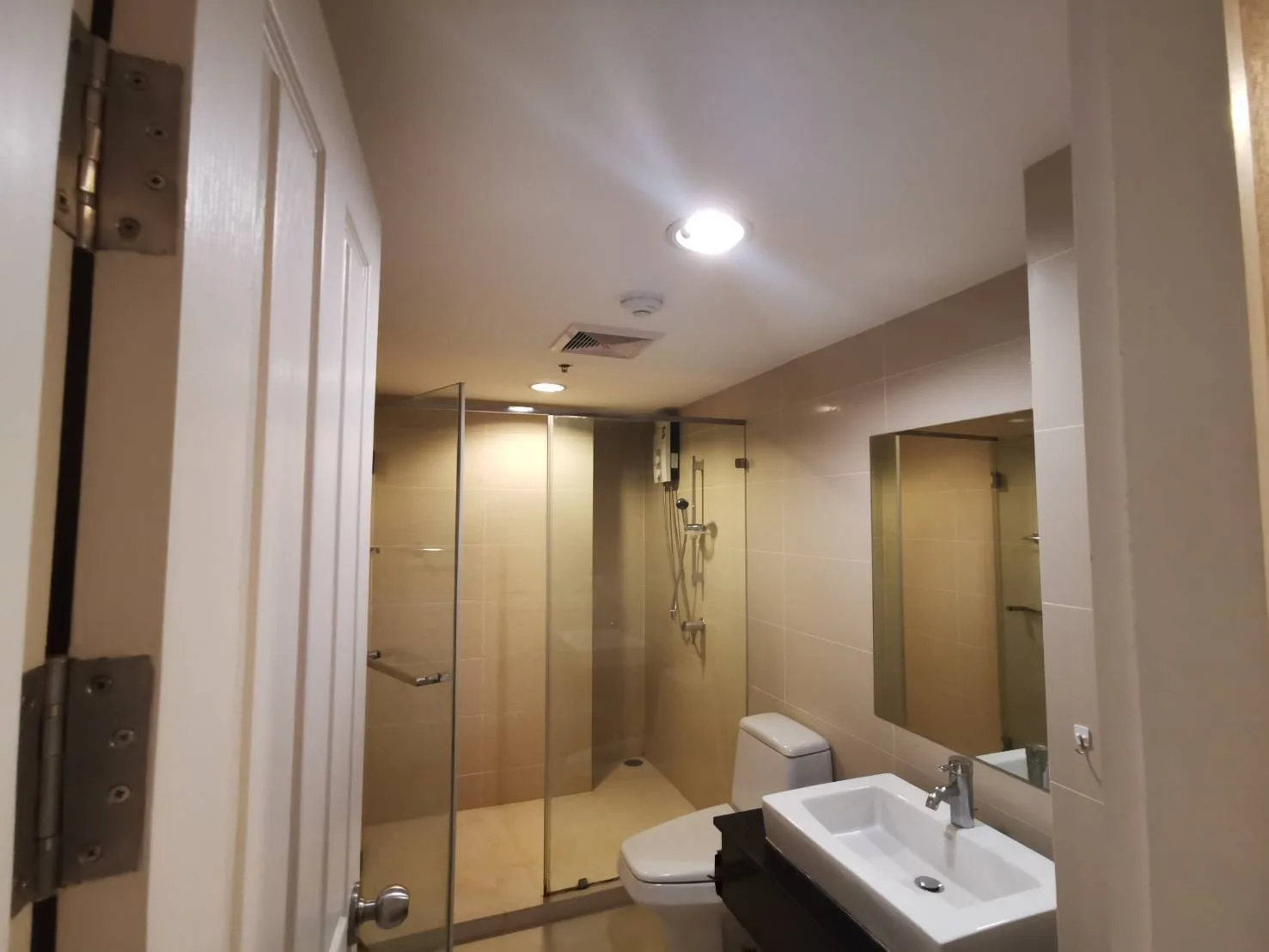 Property photos for Belle Grand Rama 9