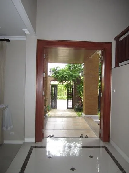 Property photos for Moobaan Narasiri Pattanakarn-srinakarindra