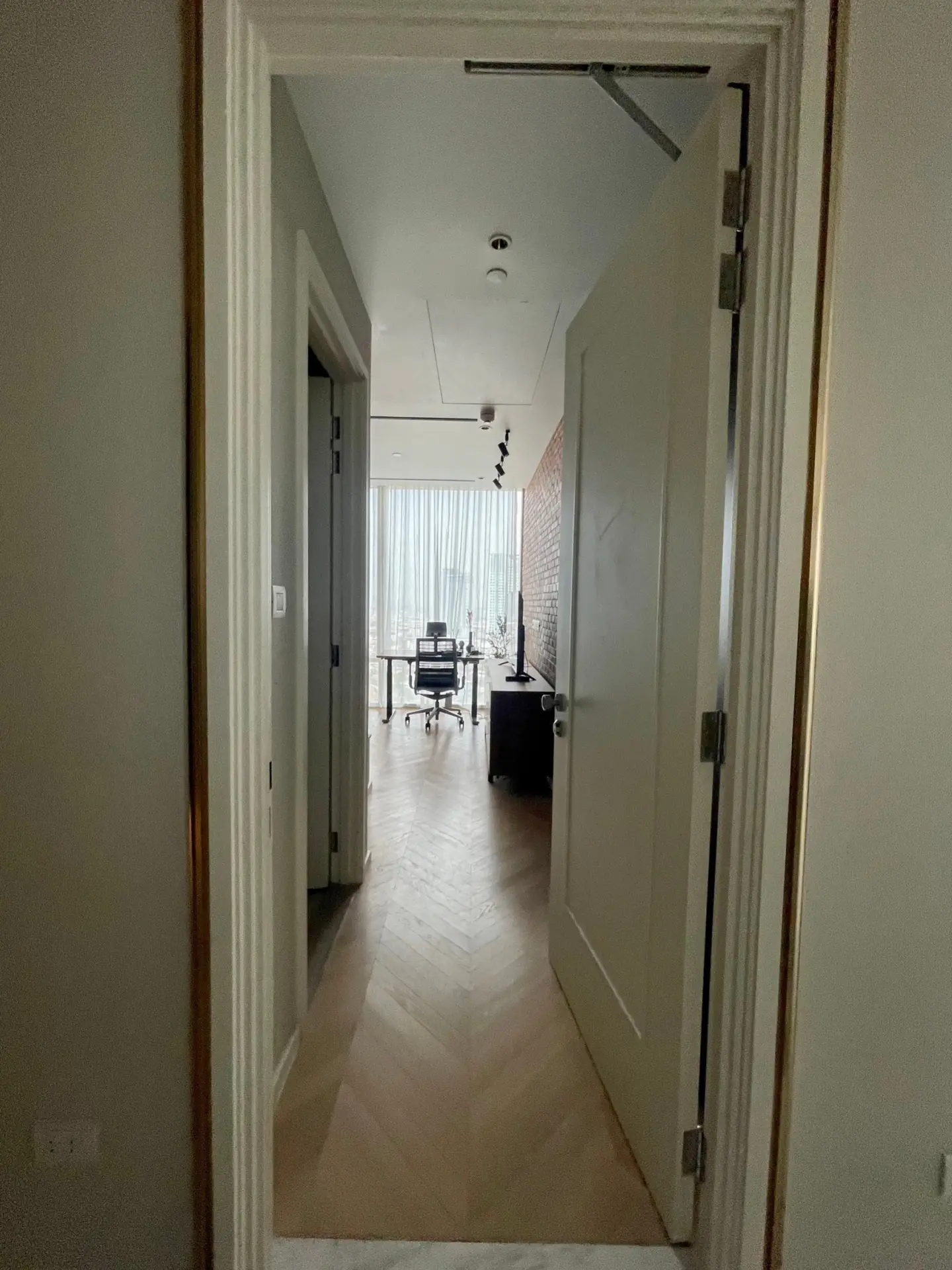 Property photos for Four Seasons Private Residences Bangkok