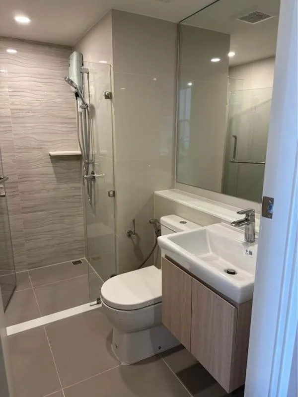 Property photos for Life Rama 4 - Asoke