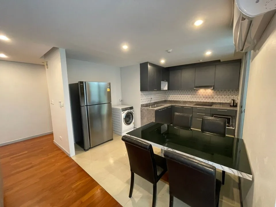 Property photos for L3 Avenue