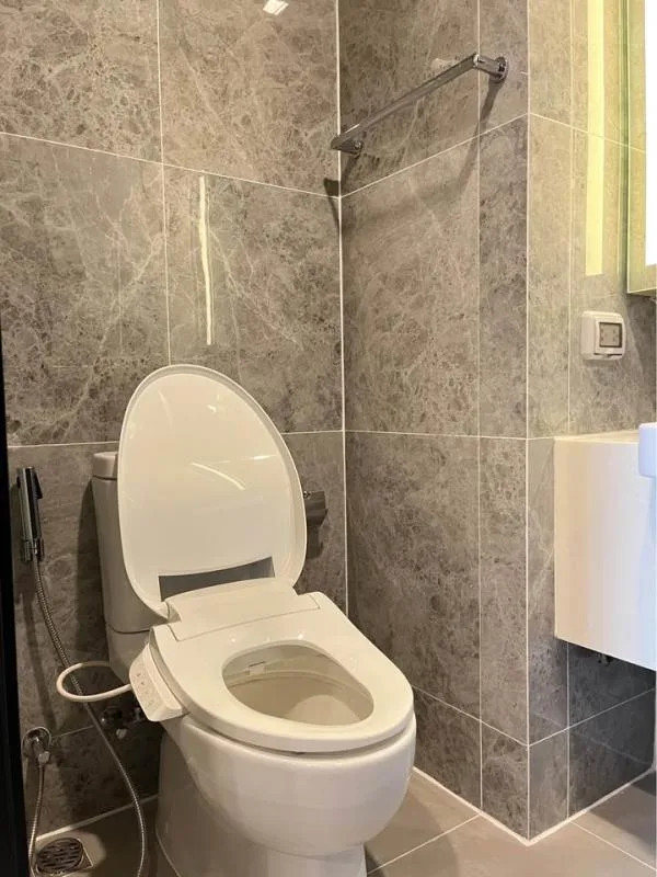Property photos for Noble Around Ari