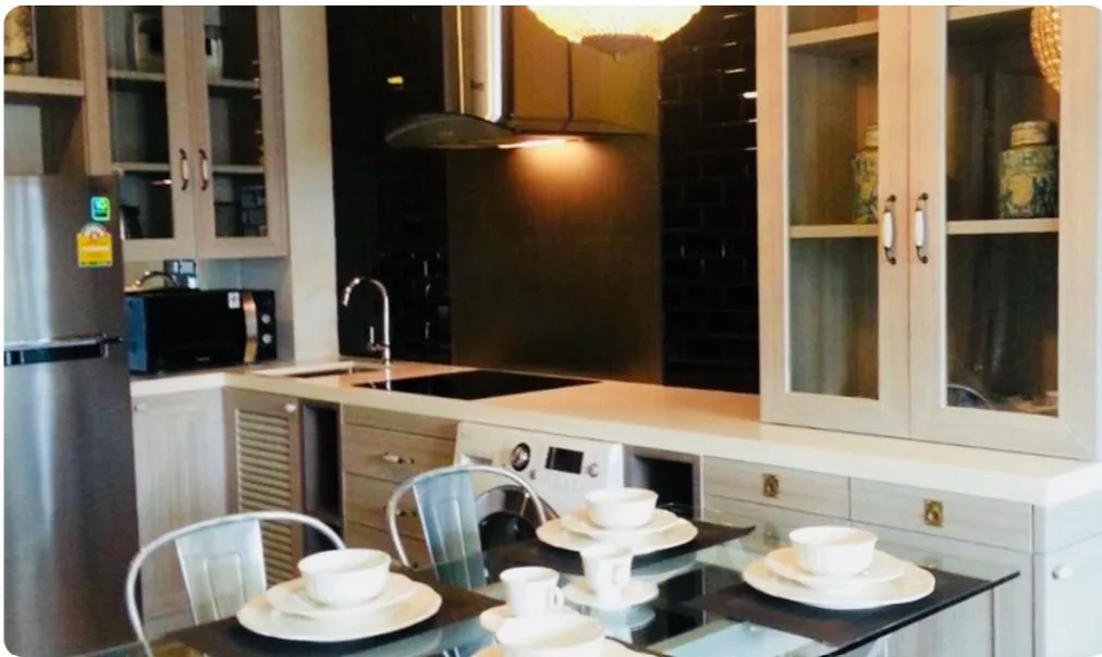 Property photos for Noble Refine