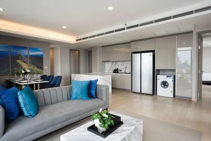 Property photos for Siamese Exclusive Queens