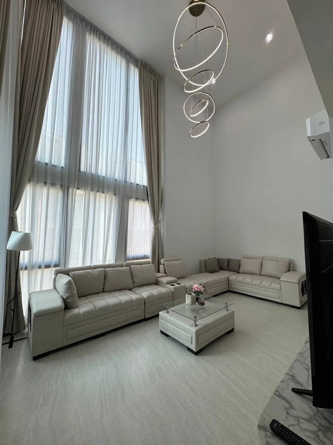Property photos for Baan Klang Muang Sukhumvit 77