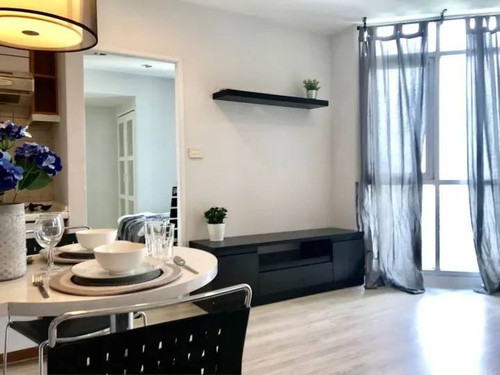 Property photos for Lumpini Place Water Cliff