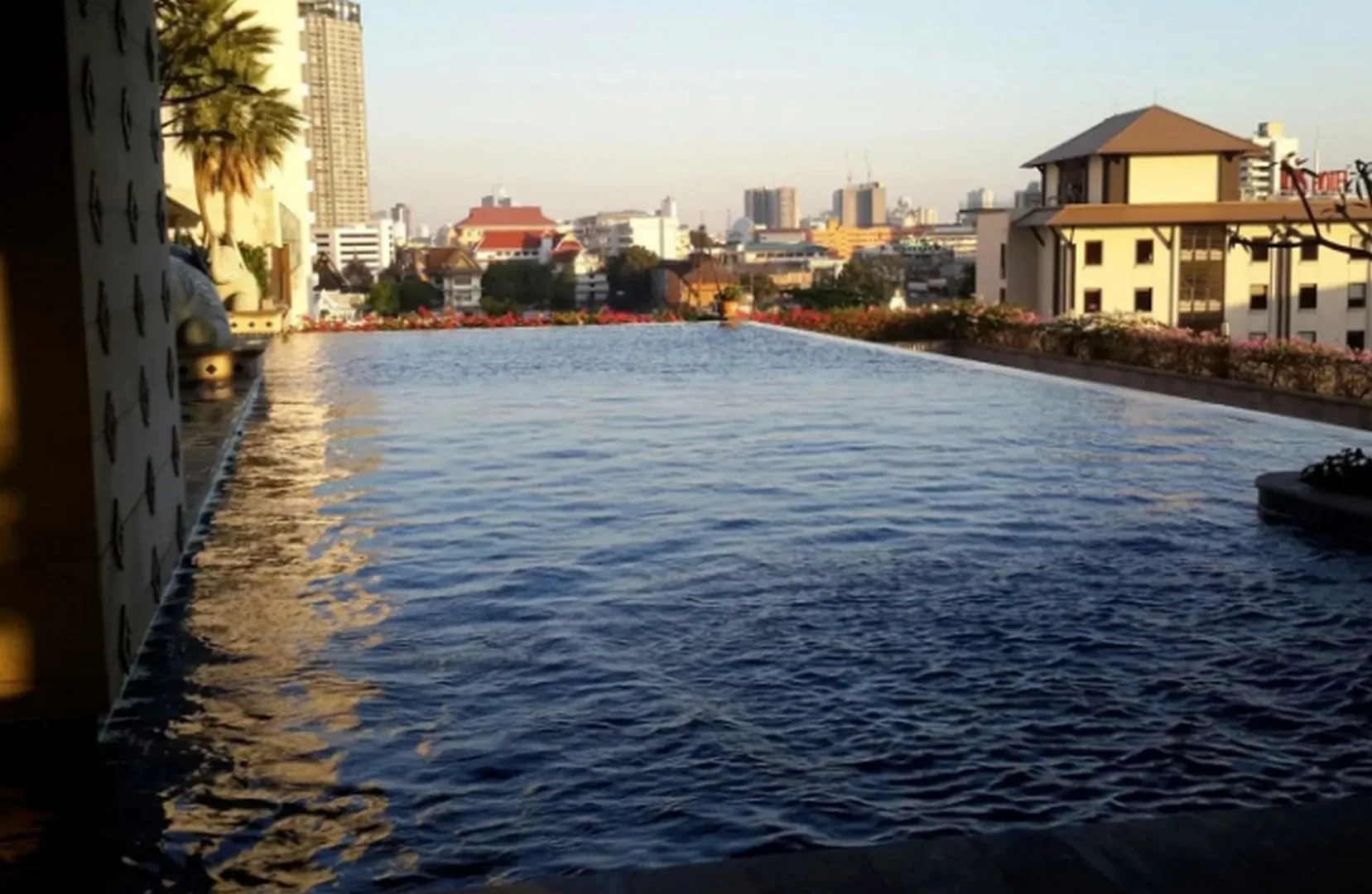 Property photos for Baan Sathorn Chaopraya