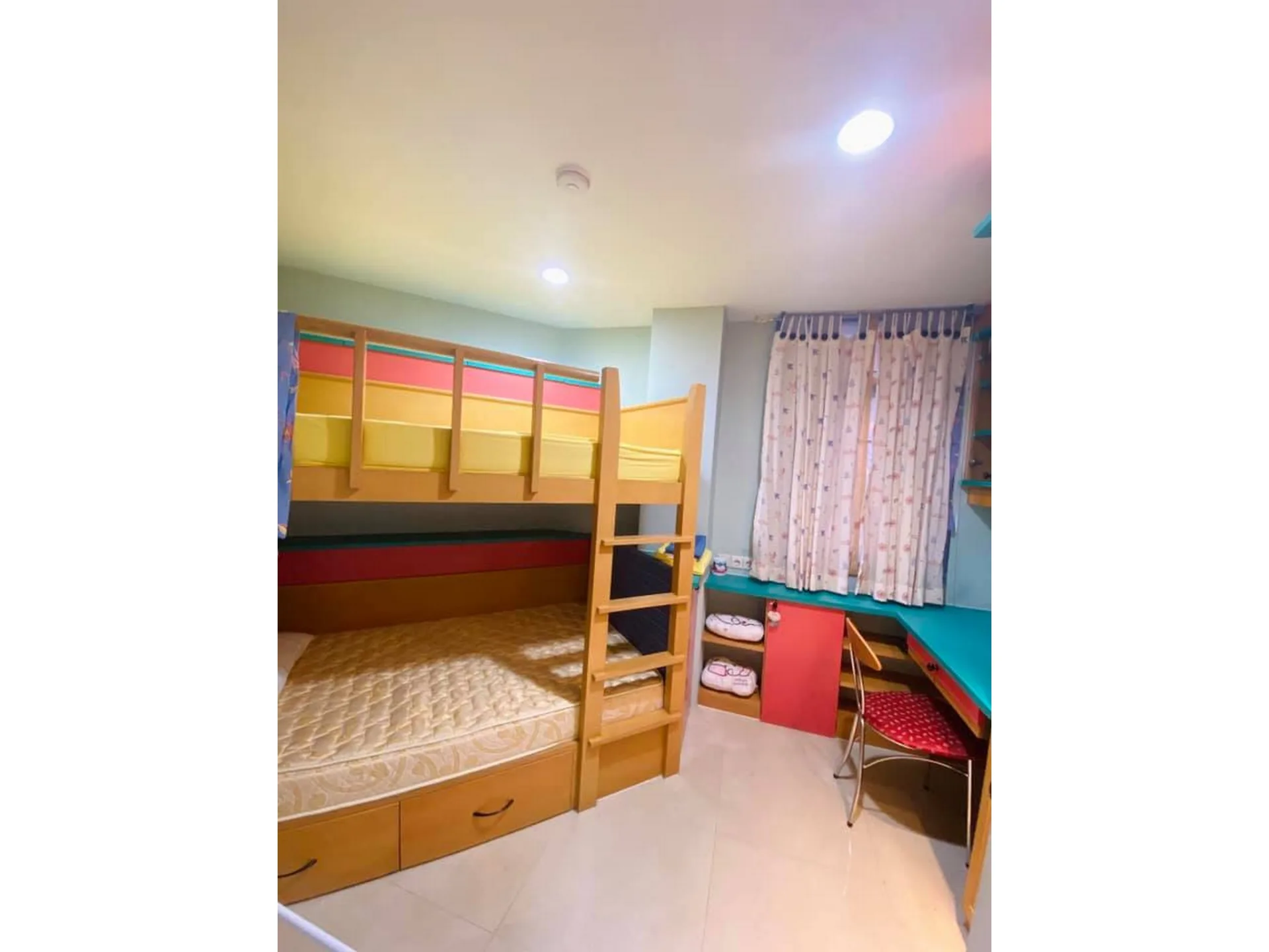 Property photos for Green Point Silom