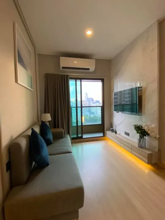 Property photos for Lumpini Suite Phetchaburi - Makkasan