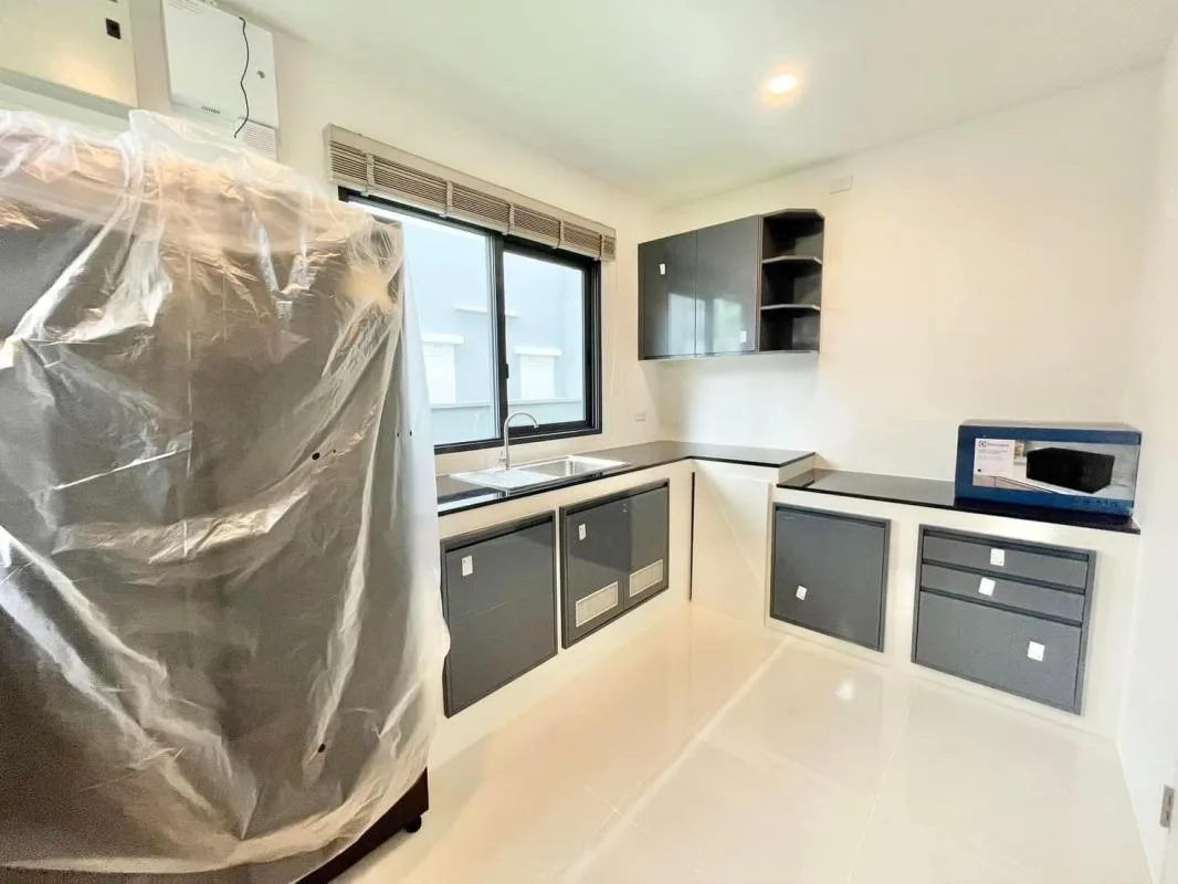 Property photos for Centro Phahol-viphawadee