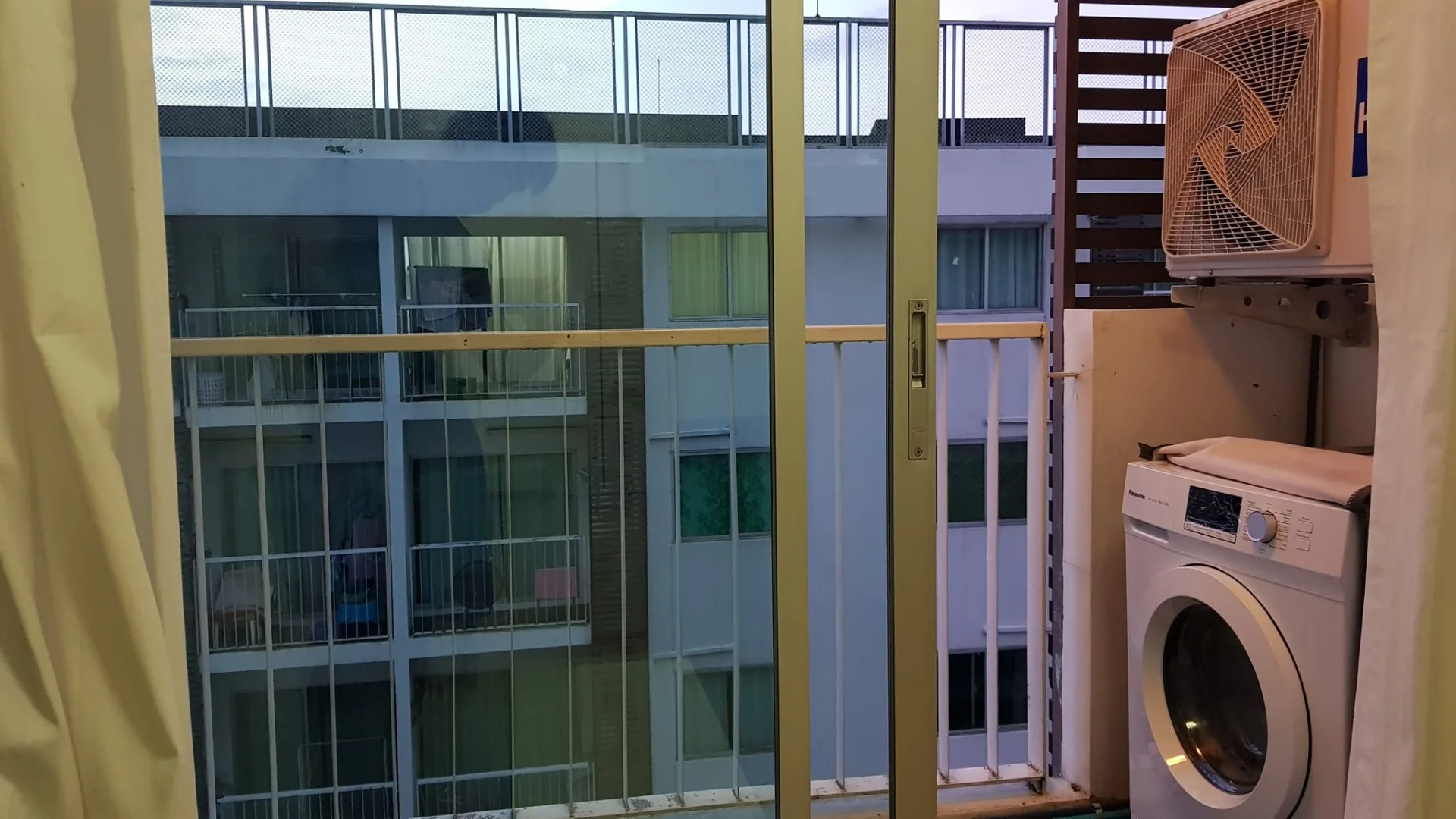 Property photos for A Space Asoke - Ratchada