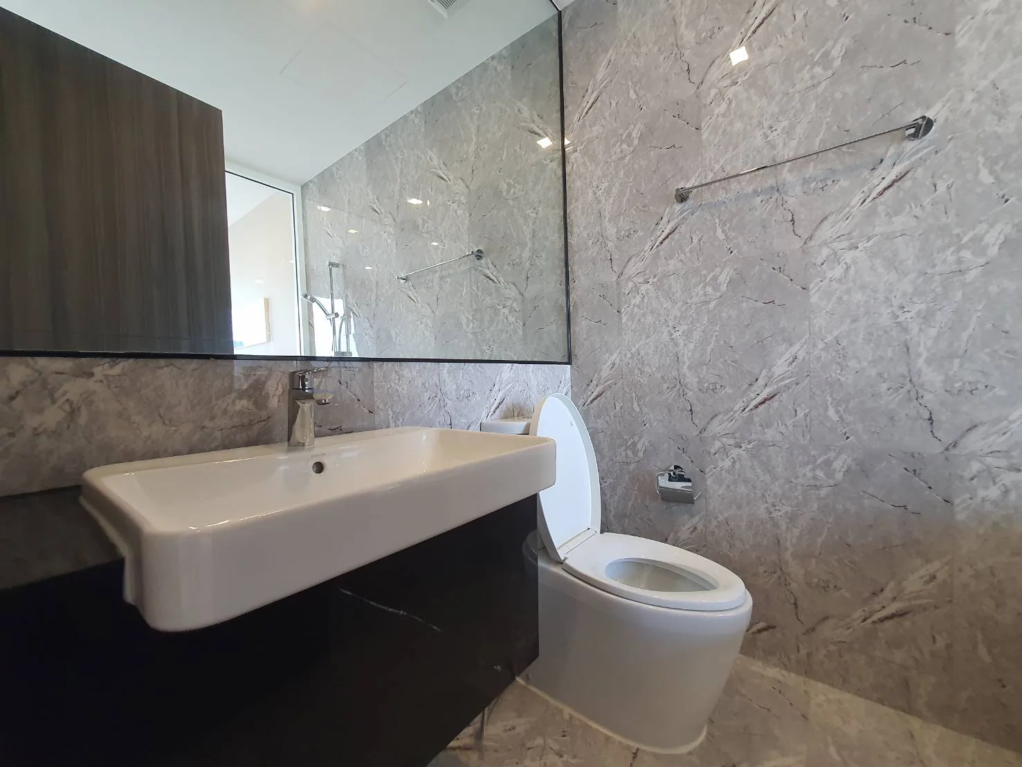 Property photos for Ashton Asoke
