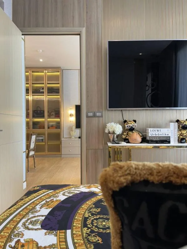 Property photos for Magnolias Waterfront Residences