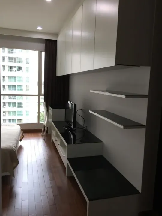 Property photos for The Address Chidlom