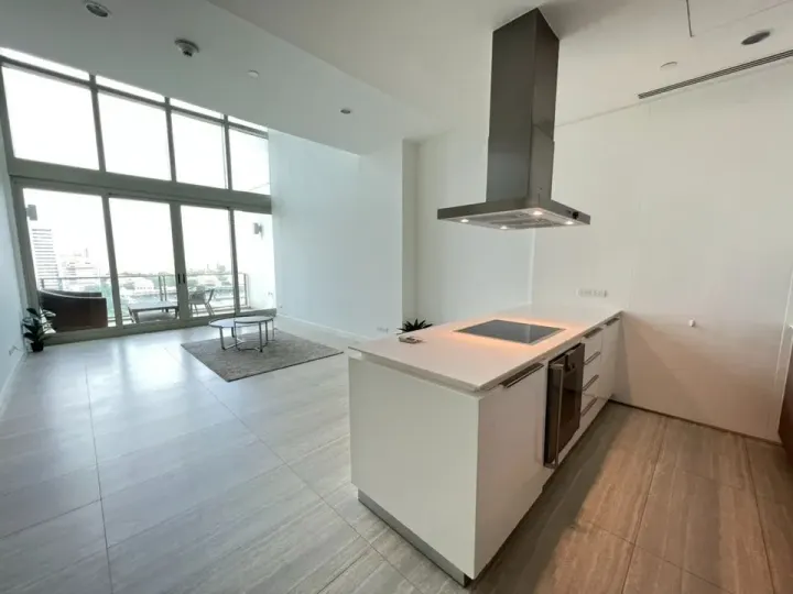 Property photos for 185 Rajadamri
