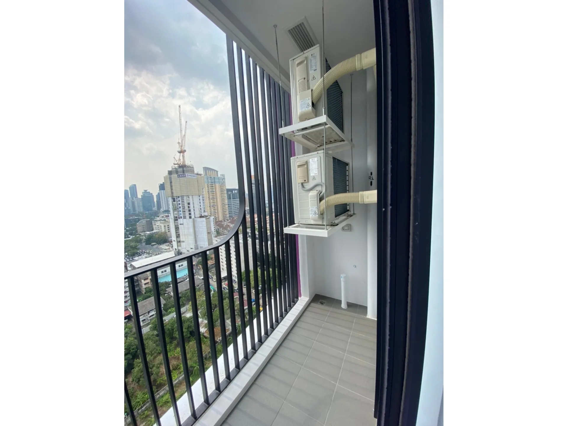 Property photos for XT Ekkamai