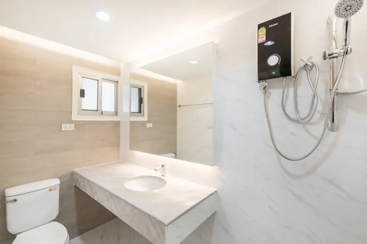 Property photos for Petch 9 Tower