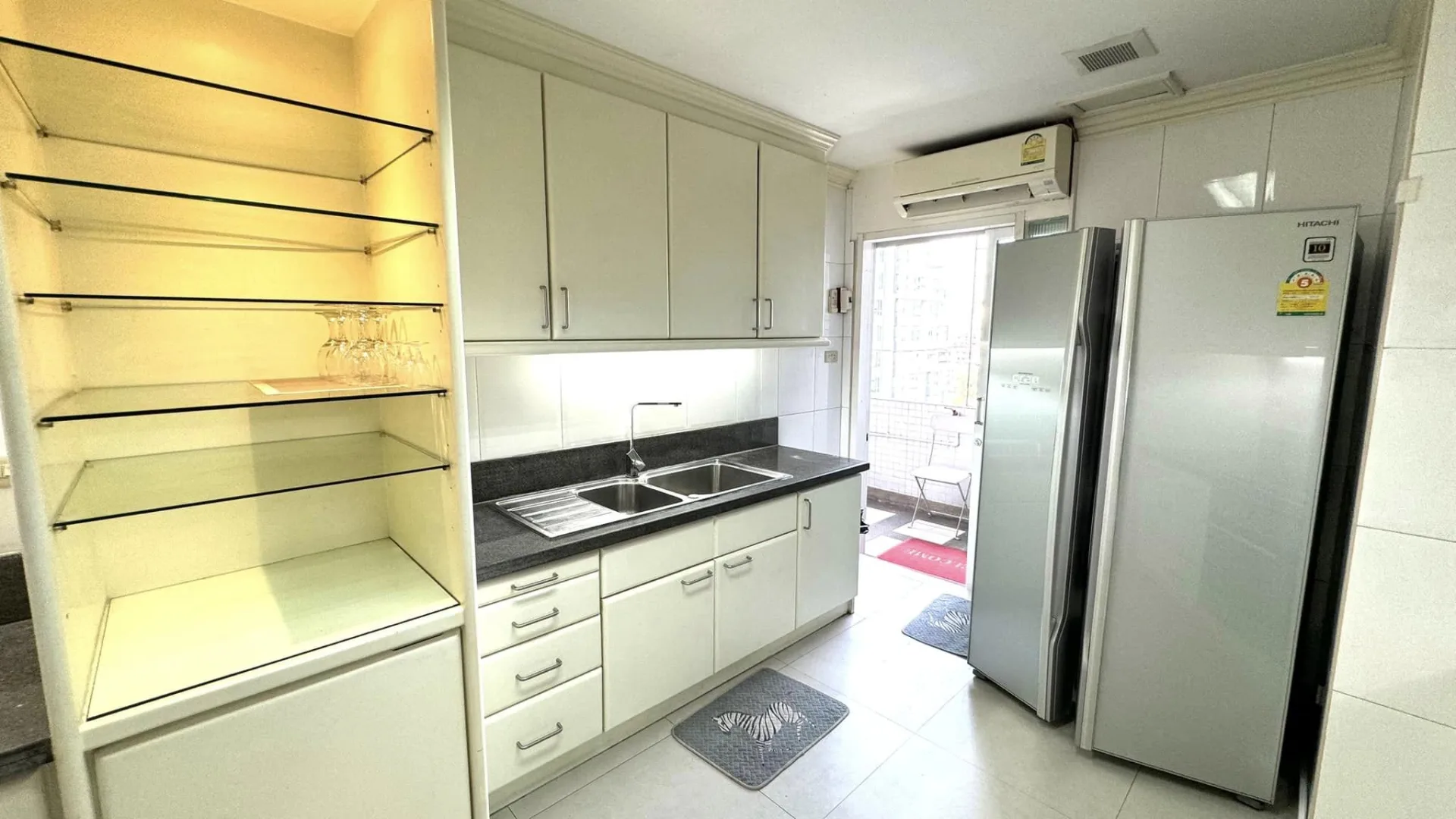 Property photos for Richmond Palace