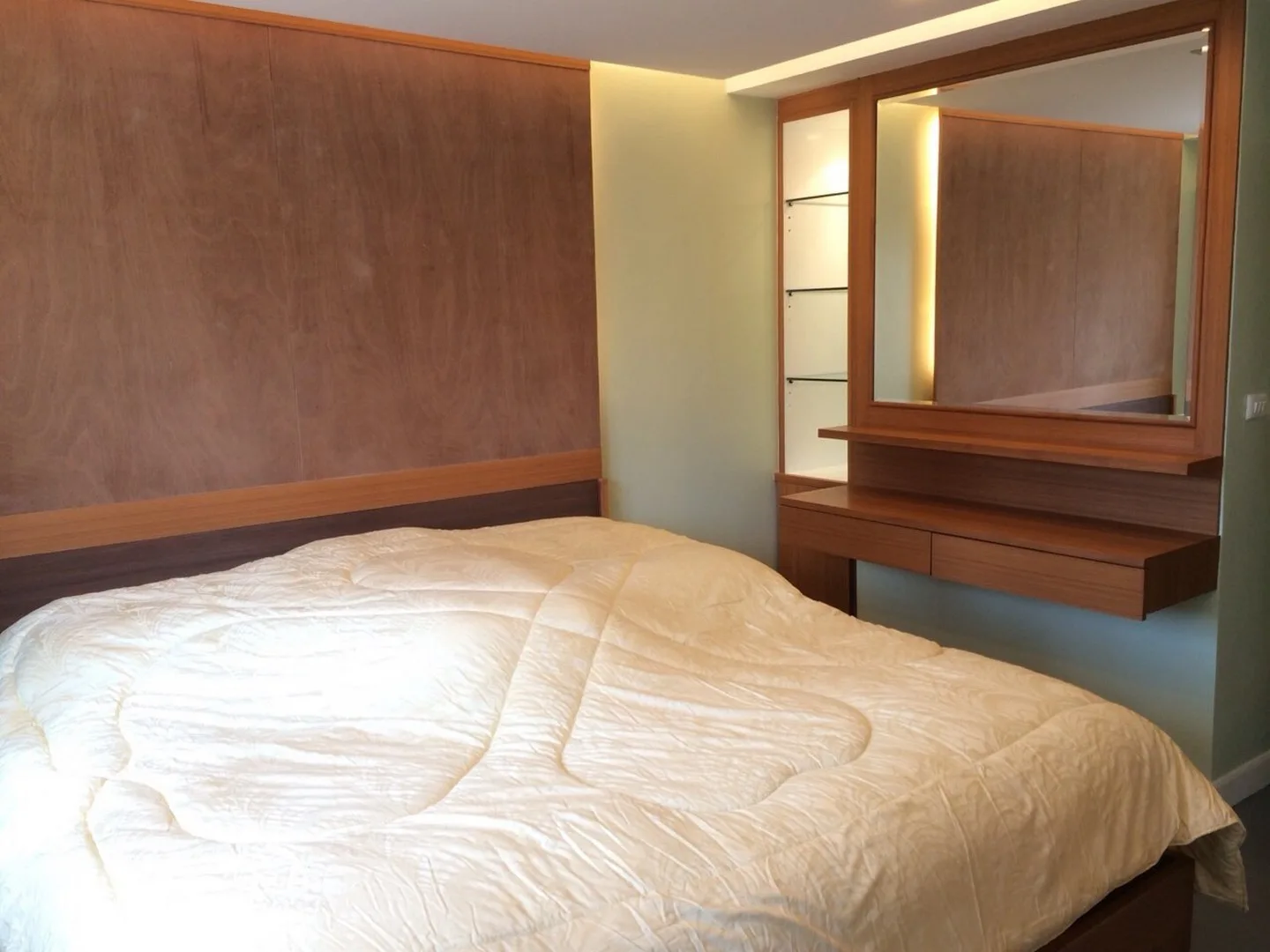 Property photos for Somkid Place