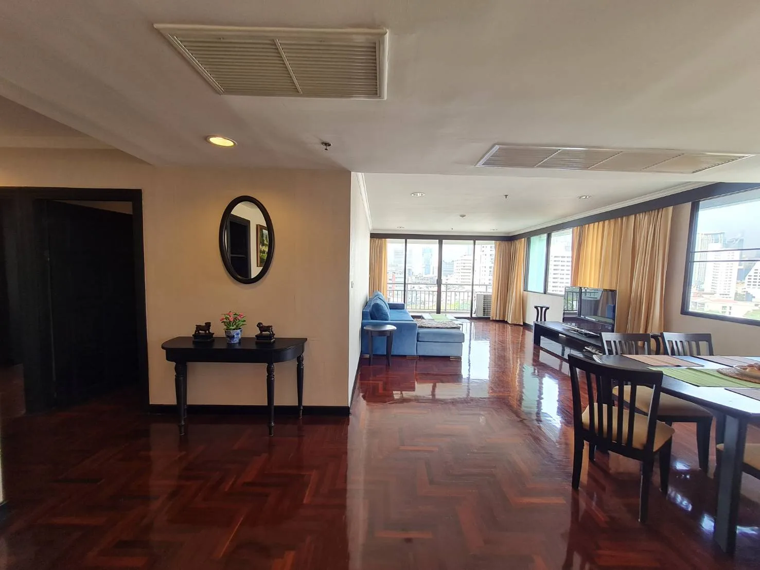 Property photos for Lake Green