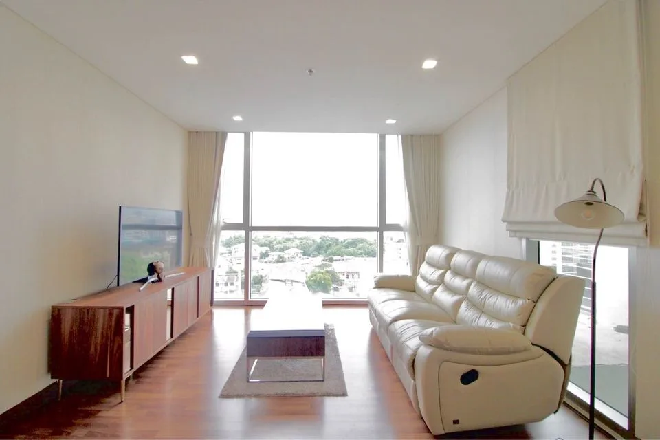 Property photos for Le Luk