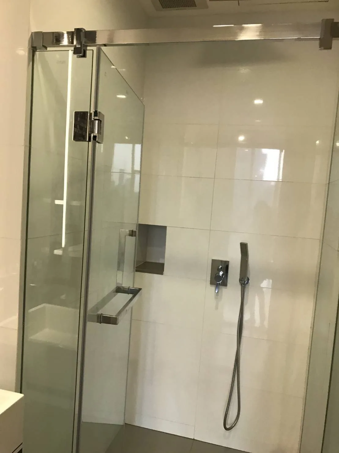 Property photos for The room Sathorn - TanonPun