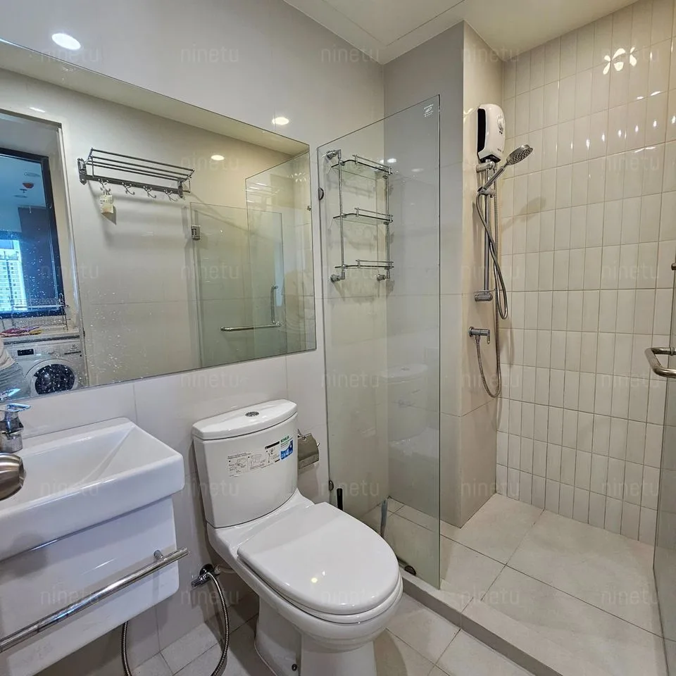 Property photos for Life Asoke